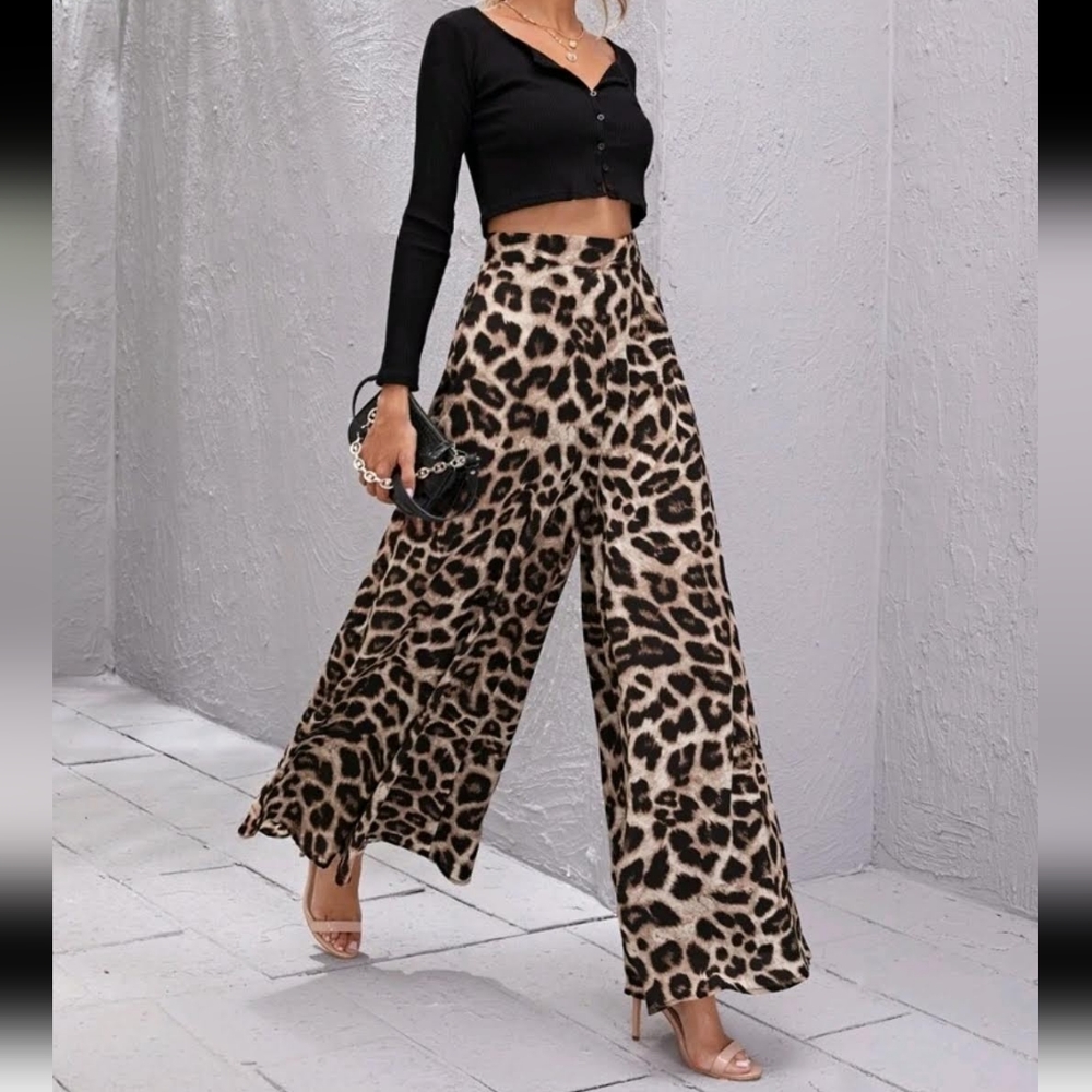 Leopard high rise wide leg pants